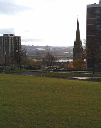 The wings of the Tyneside Angel visible on the horizon