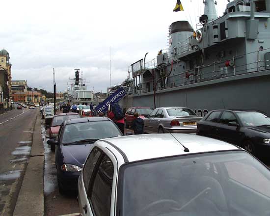 HMS Hurworth and HMS Richmond at Quayside