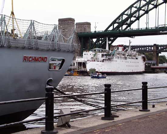 HMS Richmond and ghastly Tux